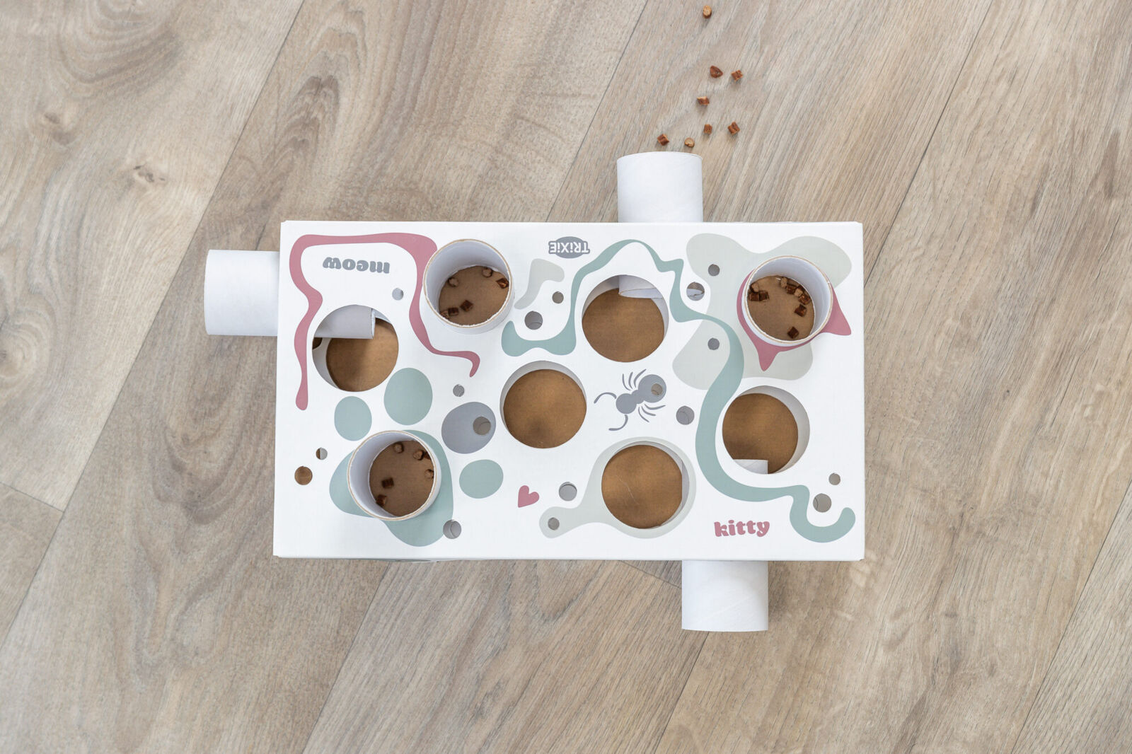 Trixie Paws'n'Treats Box – Spiel & Snackspaß für Katzen