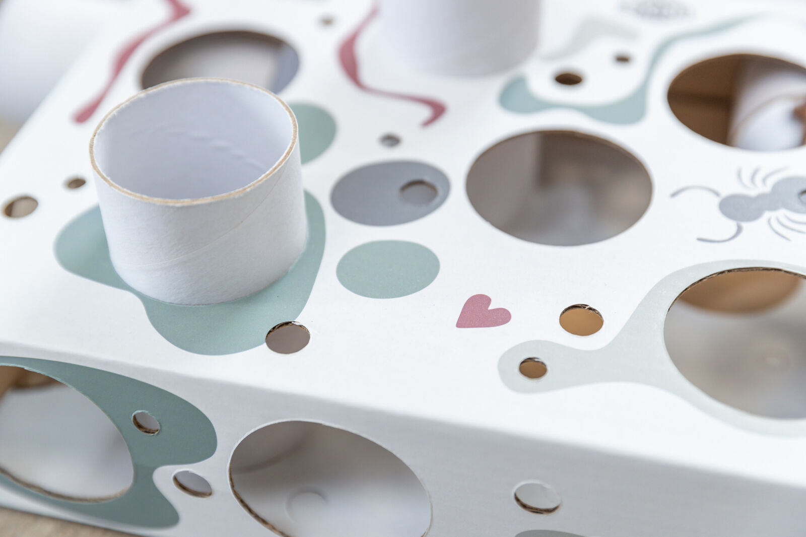 Trixie Paws'n'Treats Box – Spiel & Snackspaß für Katzen