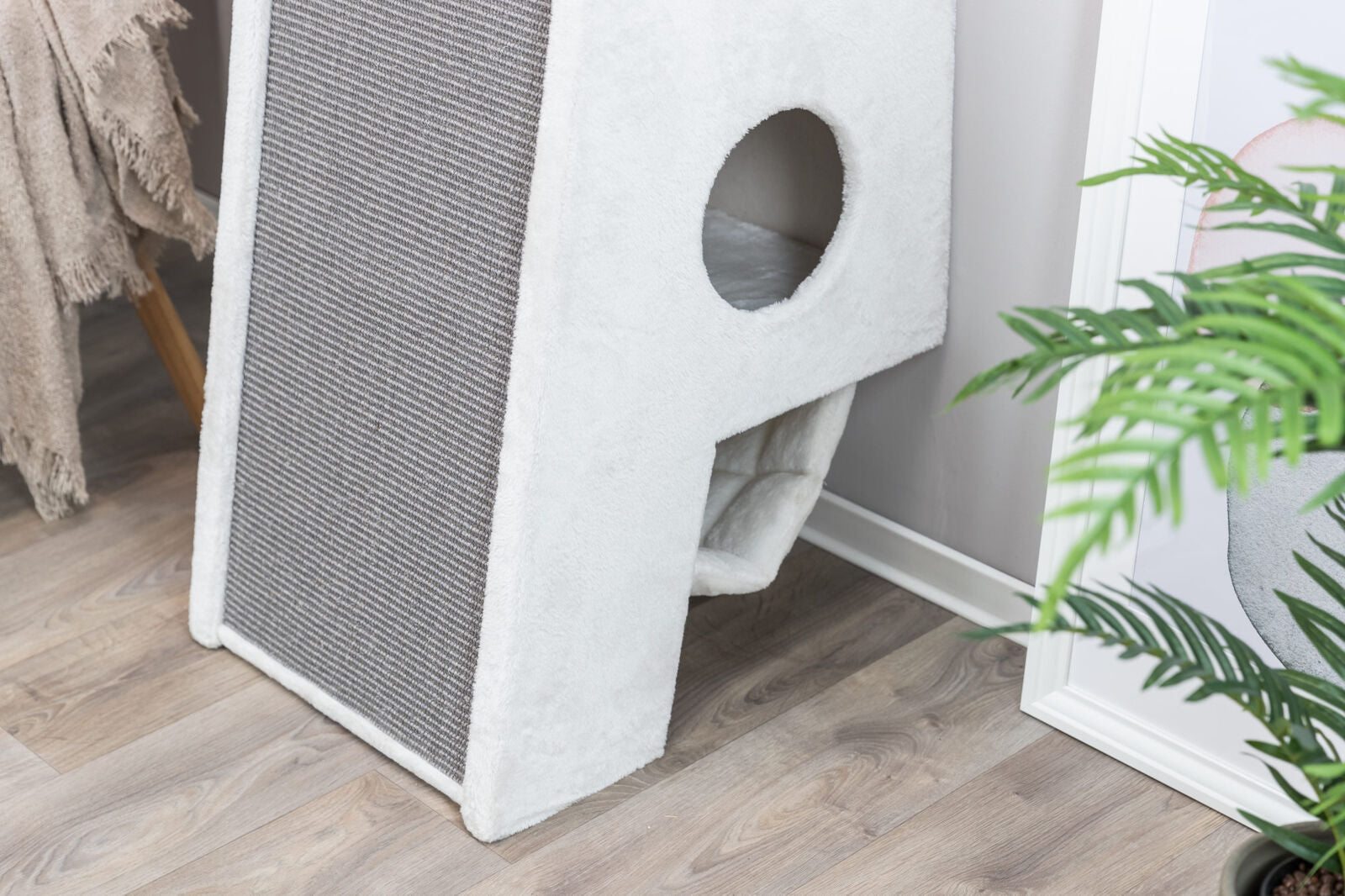 Trixie Kratzbaum zur Wandmontage Komfort für Ihre Katze