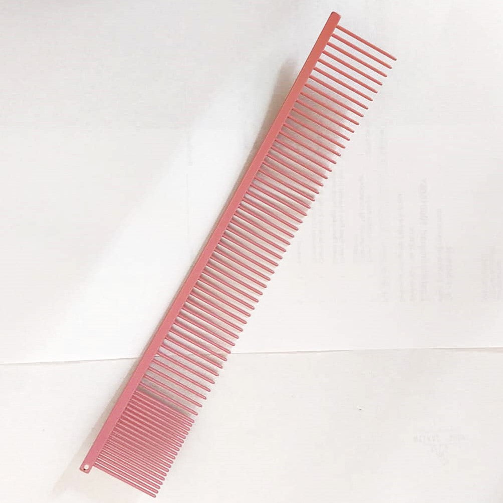 Langer gebogener Hundekamm – Präzision für professionelle Fellpflege