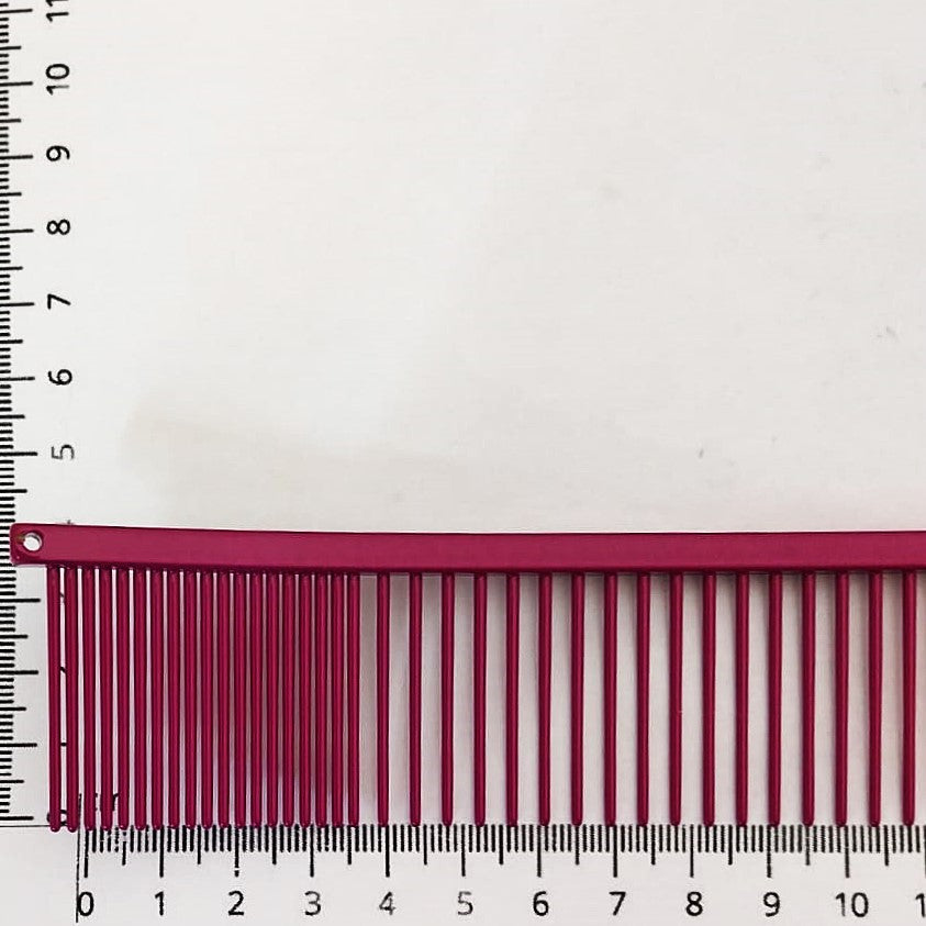 Langer gebogener Hundekamm – Präzision für professionelle Fellpflege