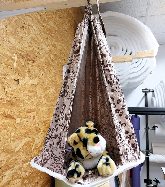 Welkas Katzenzelt Ausstellungszelt Pannesamt - uni, Versteckmöglichkeit für den Käfig