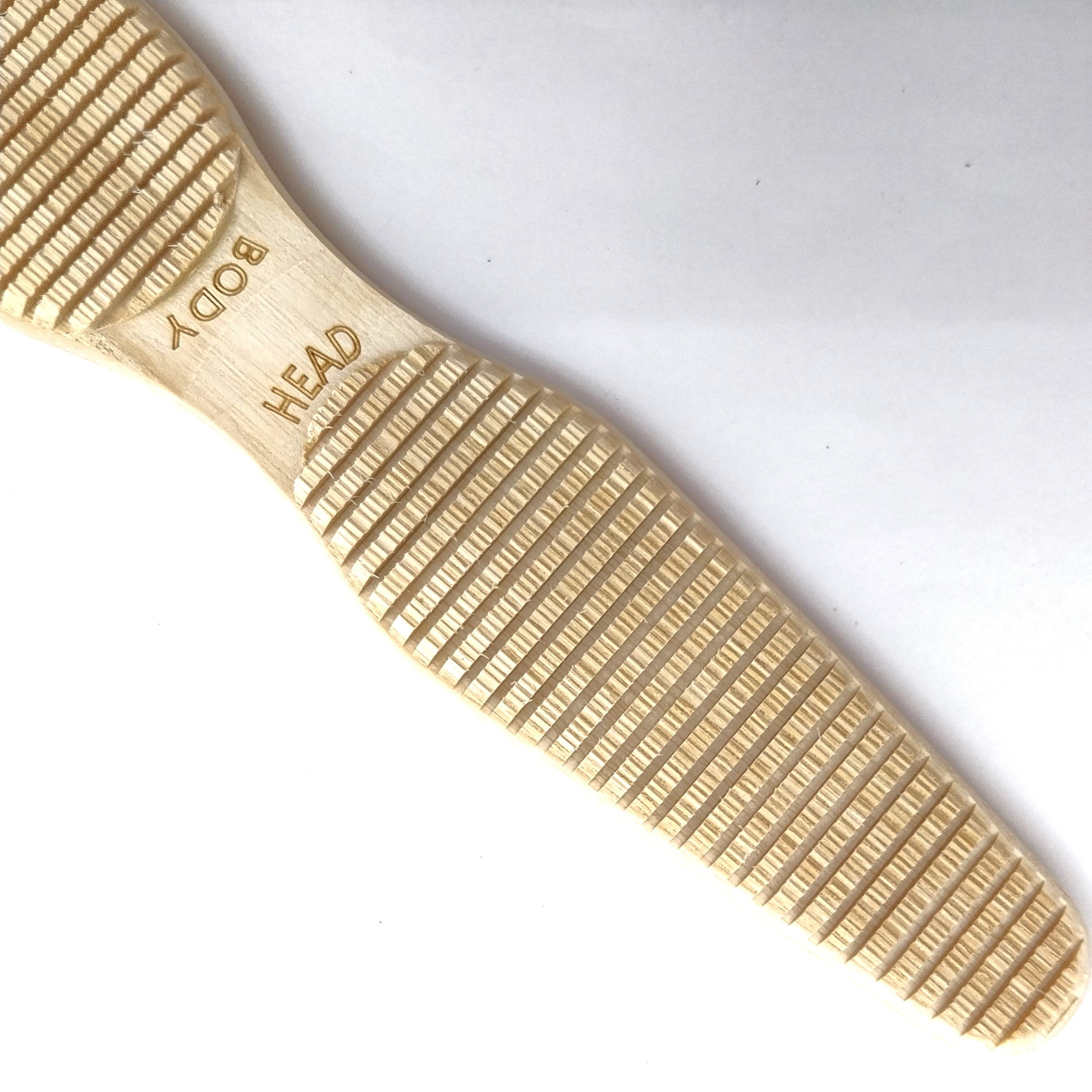 Keller Bürsten - Katzenzungen Bürste - der Katzenzunge nachempfundene strukturierte Pflegebürste aus Esche