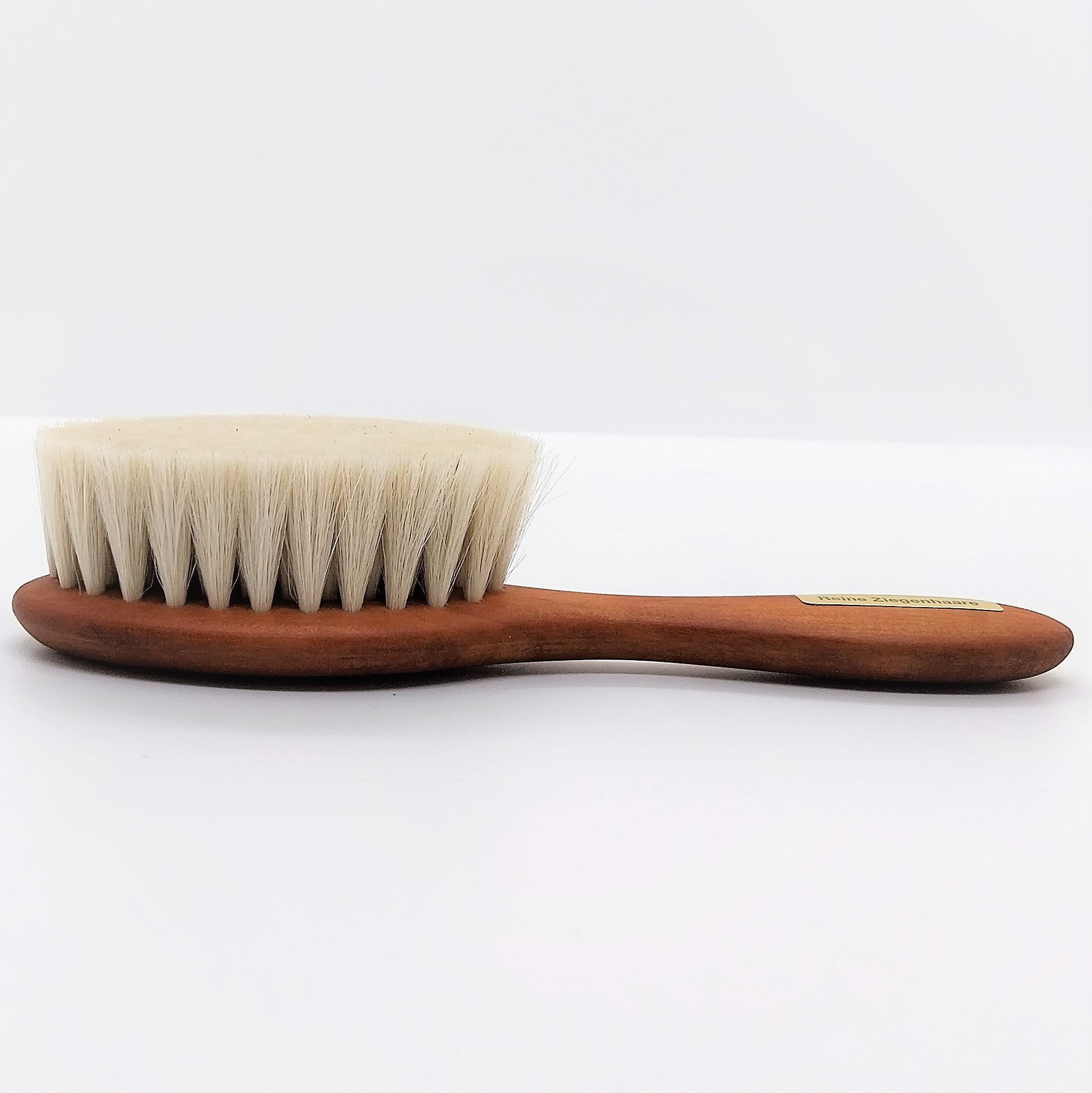 Keller Bürsten - Babyhaarbürste, Puder-, Gesichtsbürste aus Birnbaumholz und weichem Ziegenhaar