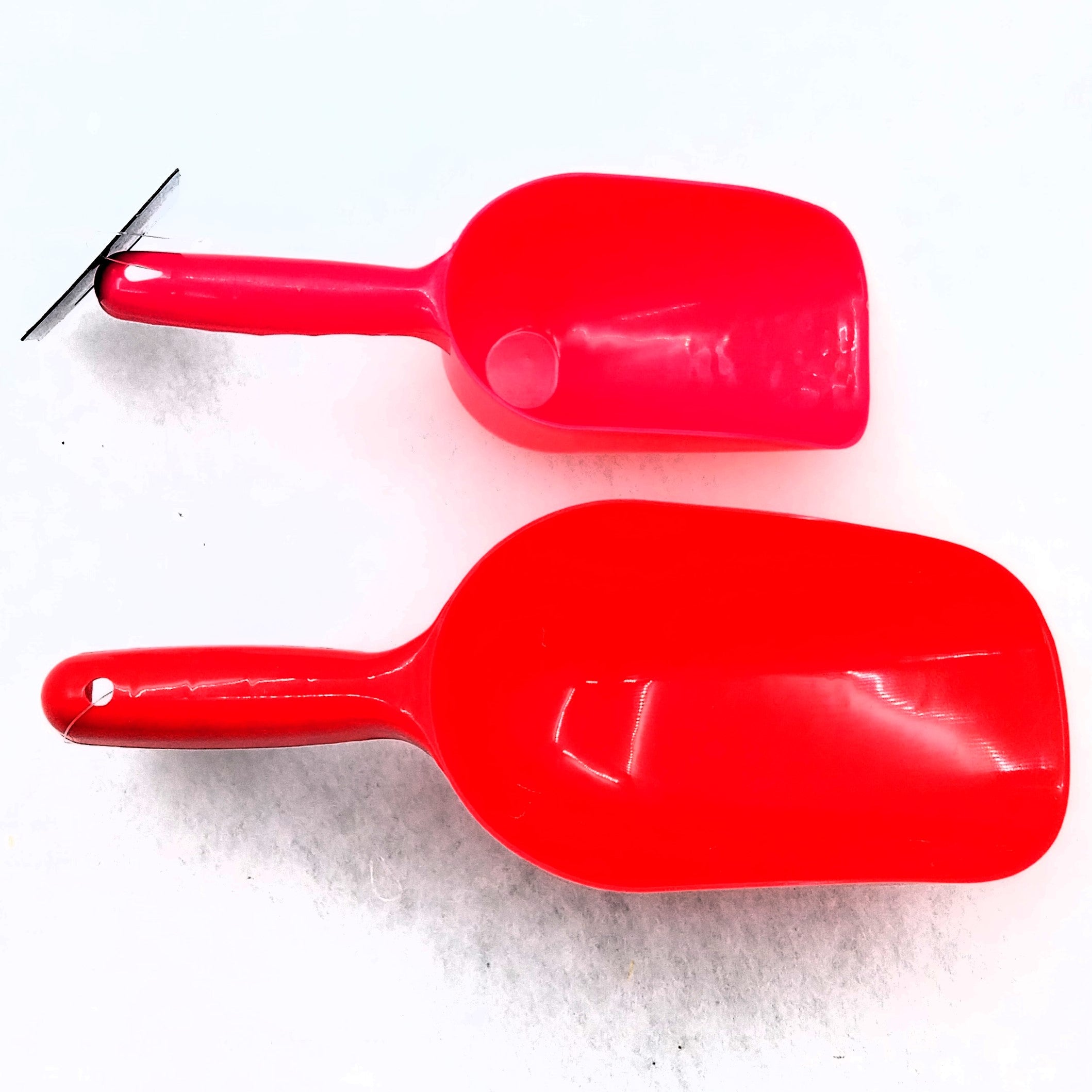 Trixie Streu- und Futterschaufel - Universalschaufel in den Größen Small und Large