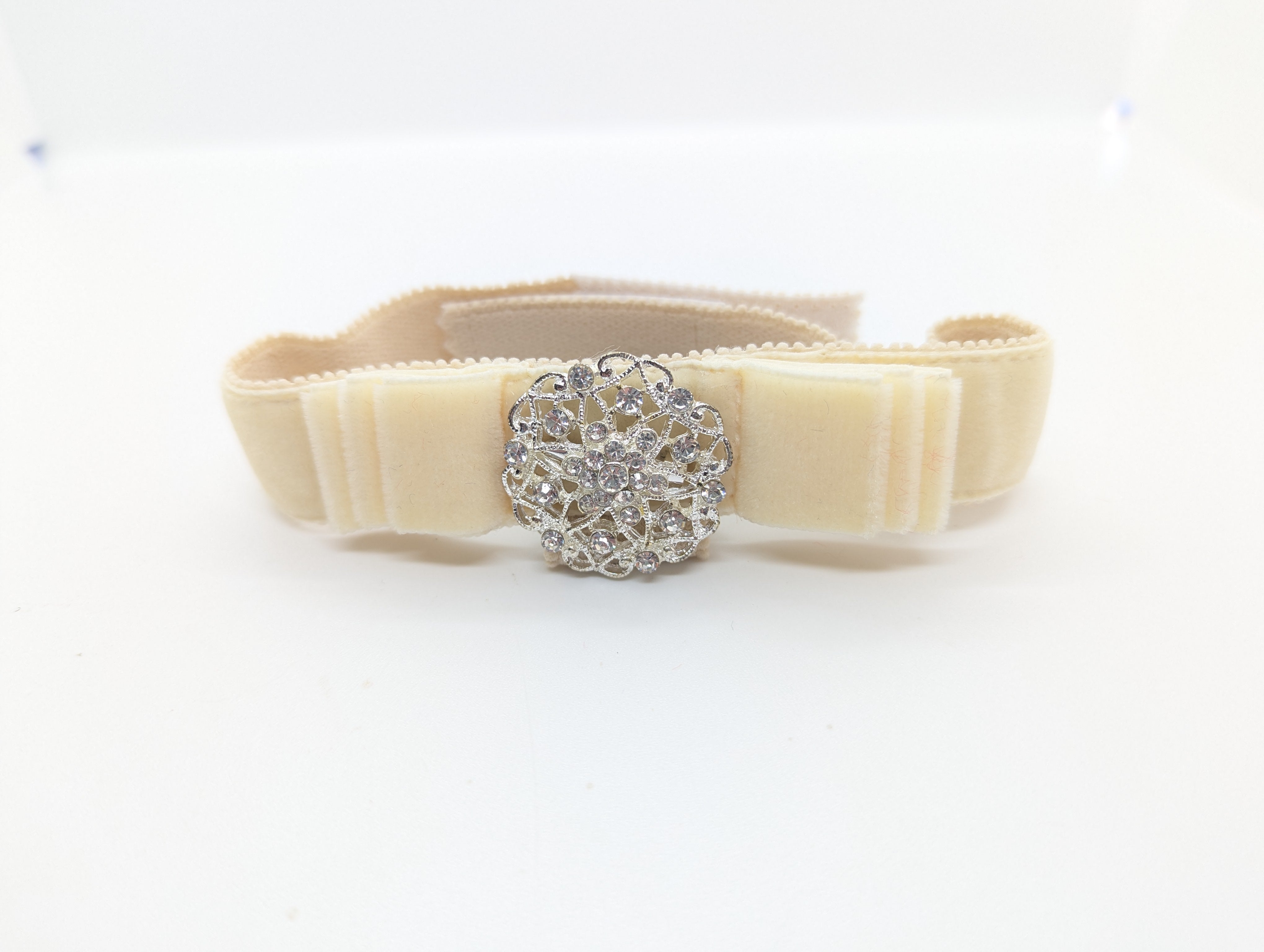 Elegantes Samt-Hundehalsband mit Strassstein