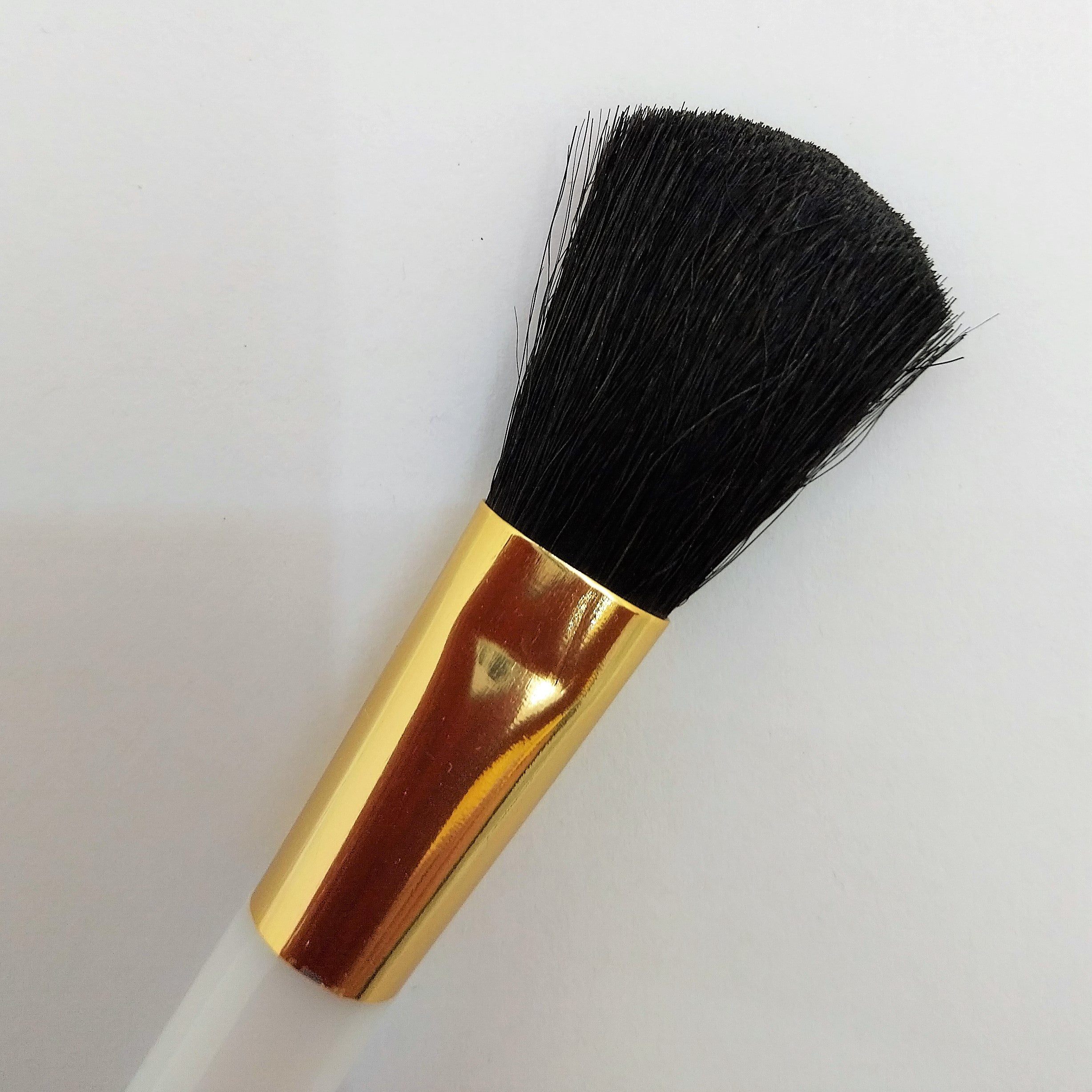 Schminkpinsel, Powder Brush, Puderpinsel zum abdecken und auftragen von Farb- und Pflegepuder