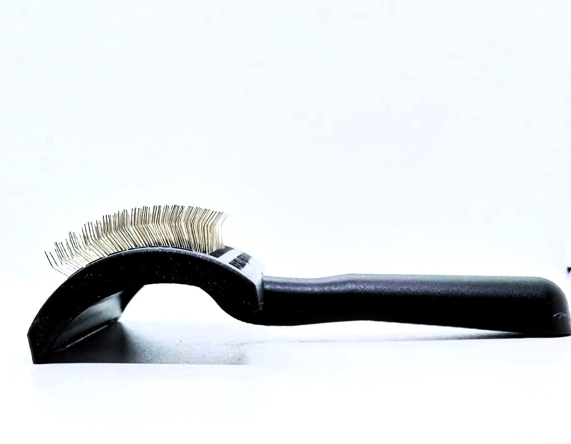 Oscar Frank’s KW Soft Slicker Bürsten für schonende Fellpflege