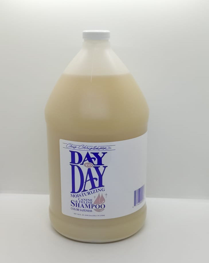 Chris Christensen Day to Day Moisturizing Shampoo mildes Shampoo Hunde Katzen Welpen Kitten